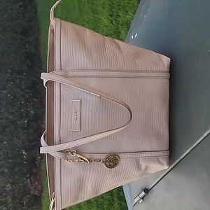 DKNY Croc Embossed Cream Leather Tote Bag with Tag